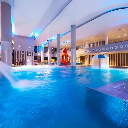 Apartment Vacationclub - Mistral 34